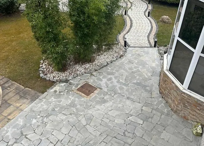 With Swimming Pool Near Prague *