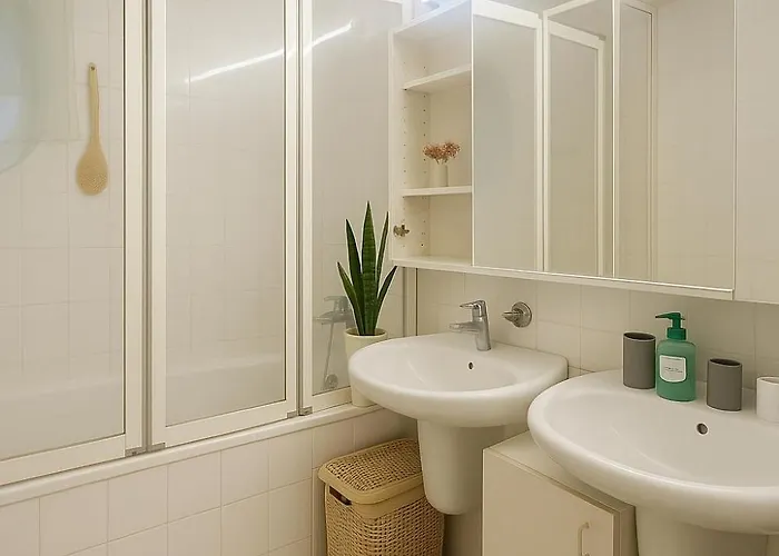 With Swimming Pool Near Prague Apartament *