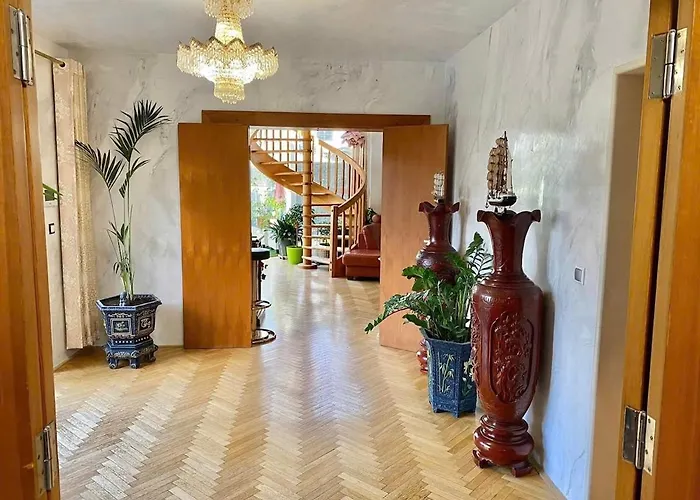 With Swimming Pool Near Prague Apartament *